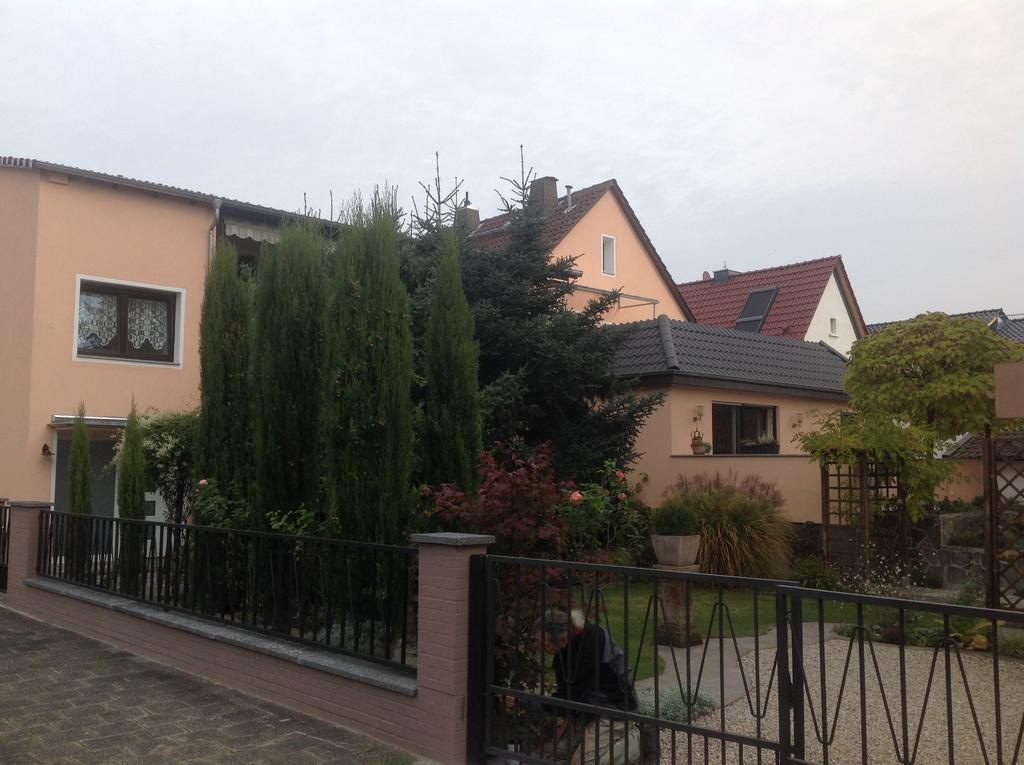 Privatzimmer Spahn in Mühlheim Exterior foto